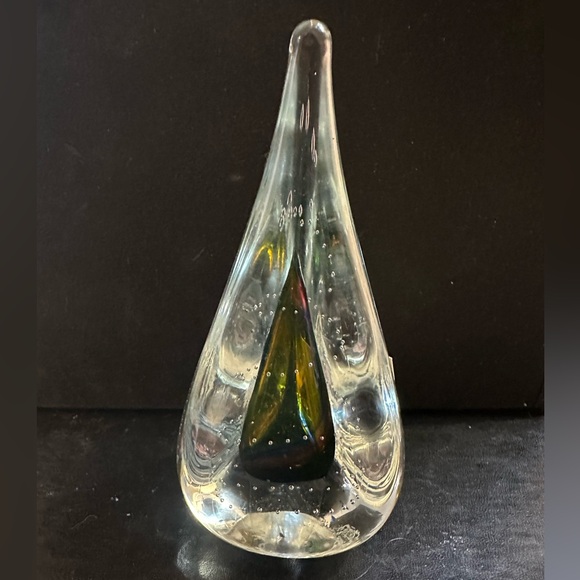 Artisan Crafted Crystal Sculpture - Picture 3 of 5